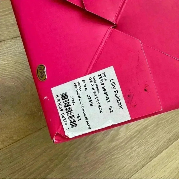 Lilly Pulitzer Too Much is Never Enough Box - Picture 3 of 5